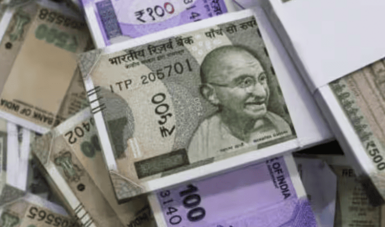 Plastic Currency Notes: ফের টাকার চেহারা বদল? কাগজ নয়, এবার প্লাস্টিকের নোট ছাপার ভাবনা রিজার্ভ ব্যাঙ্কের